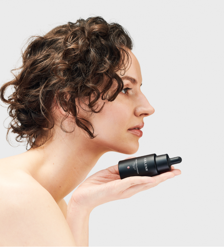 Free 🎁 Intensively moisturizing face and neck serum